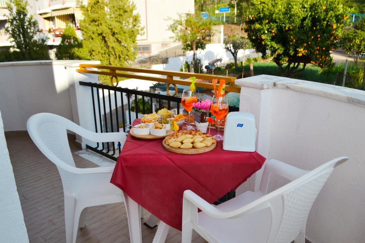 Le Twins -Bed And Breakfast Tropea Exterior photo